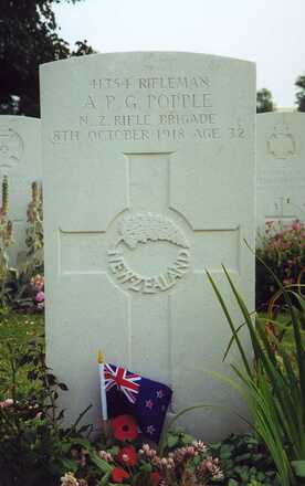 Portrait of Rifleman Arthur Percival Glover Popple