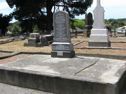 Portrait of Captain Leslie Victor Hulbert