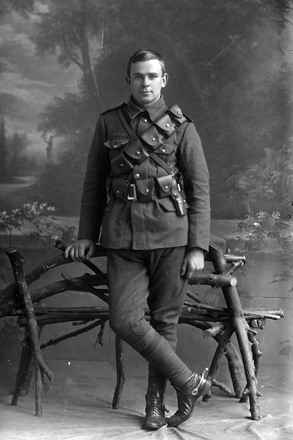 Portrait of Private Ernest John Howard Andrews