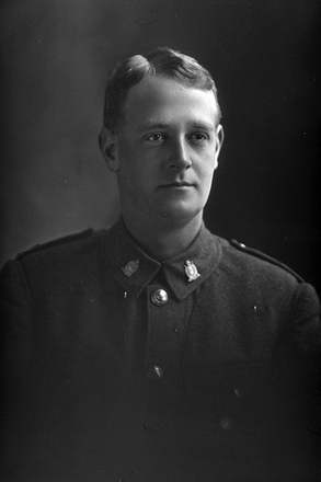 Portrait of Private John Leslie Hartland