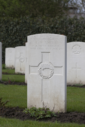 Portrait of Rifleman Leonard William Smith