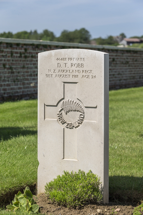 Portrait of Private Douglas Thomas Robb